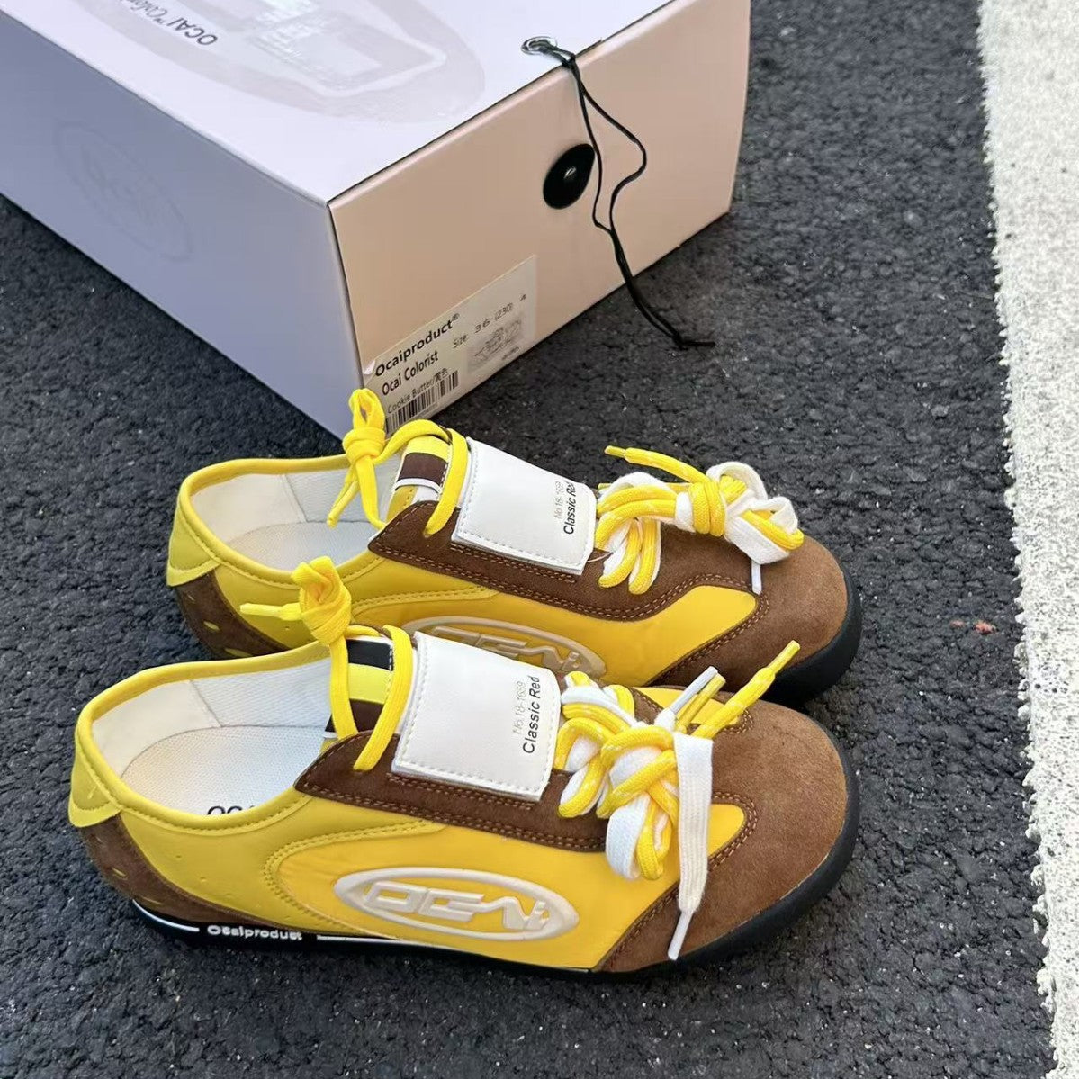 High-end Contrast-color Design Casual Flat Shoes For Commuting