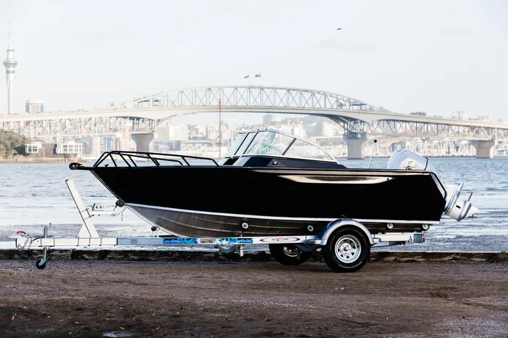 Aluminum Fishing Boat 5.2m/17FT Bowrider Boat with Outboard Engine