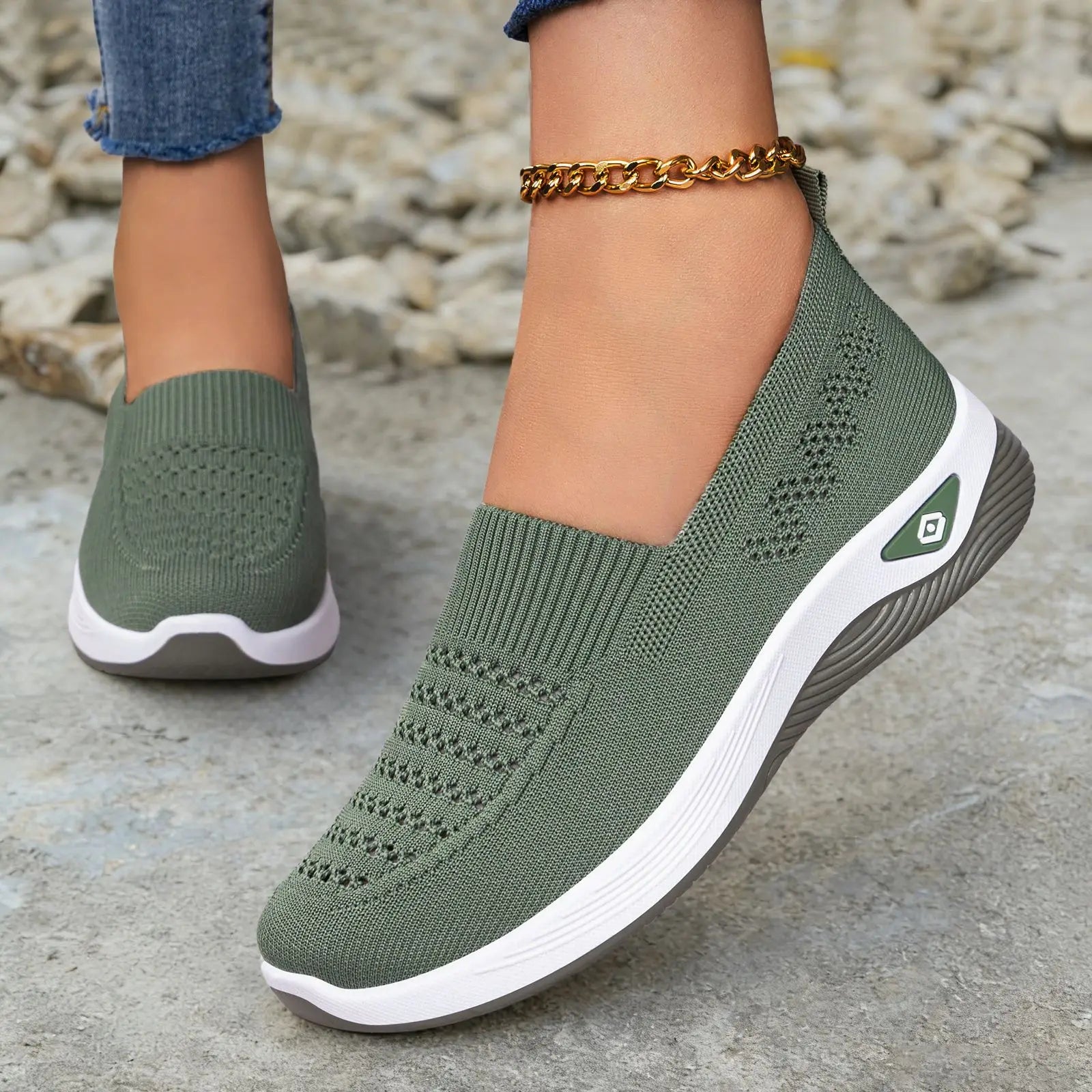 Comfortable Walking Shoes for Women Lightweight Soft Sole Casual Shoes Breathable Non Slip Elderly Mother Shoes Slip On Low Top