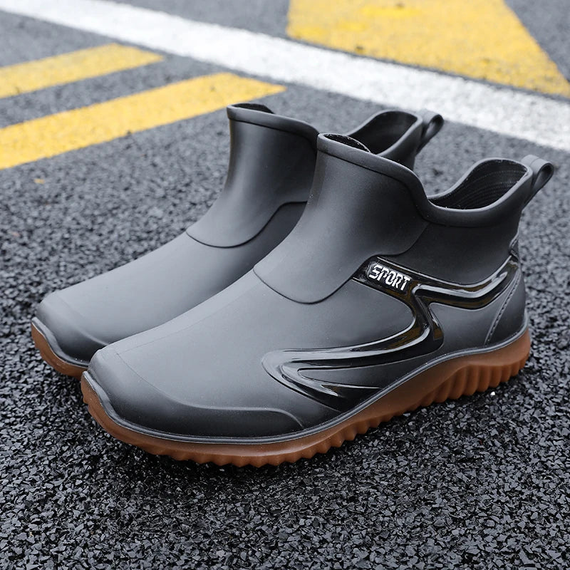 Men's Short Rain Boots Anti-slip Work Rubber Shoes Soft Bottom Fishing Boots Waterproof Hunting Water Shoes Fashionable Round...