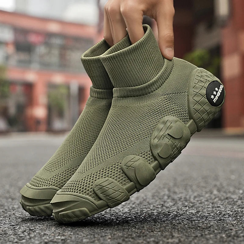 Outdoor Men Short Boots Designer Soft Casual Sneakers Breathbale Mens Socks Shoes Slip-On Flat Lightweight Walking Sport Shoes
