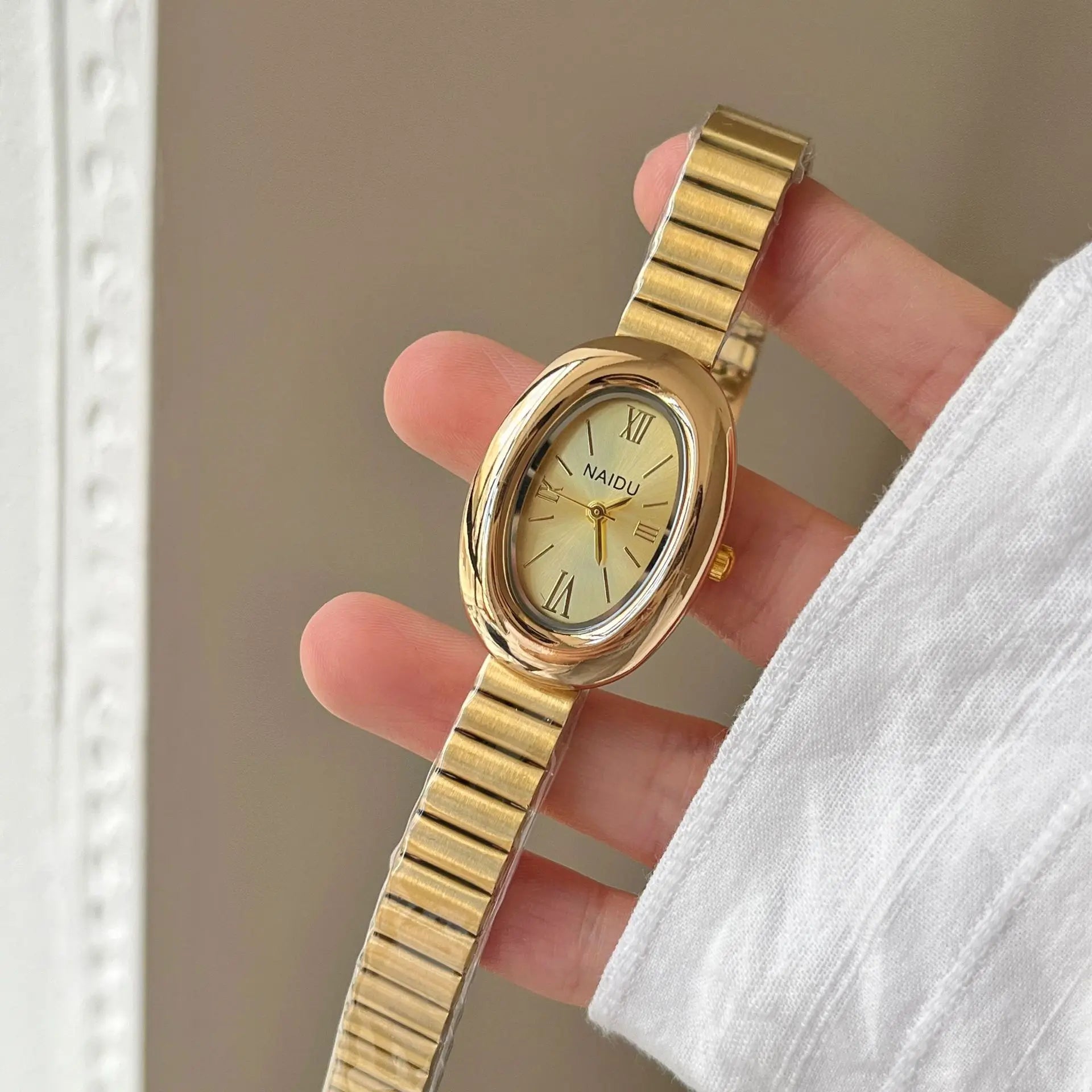 Minimalist Women Quartz Watch Oval Roman Dial Bamboo Steel Strap Fashion Dress Watches Student Wristwatch Dropshipping Relogio