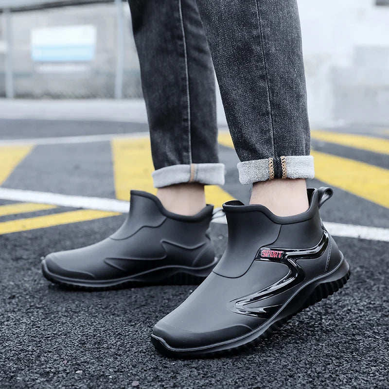 Men's Short Rain Boots Anti-slip Work Rubber Shoes Soft Bottom Fishing Boots Waterproof Hunting Water Shoes Fashionable Round...