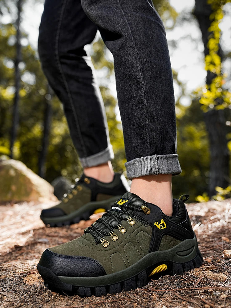 Men's Outdoor Lightweight Leather Patchwork Work Boots Durable Lace-Up Hiking Shoes for Construction Site And Mountain Climbing