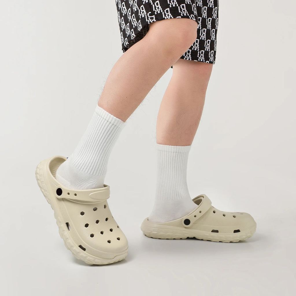 Women and Men's Hole Shoes Summer Non-Slip Outdoor Sandals Closed Toe Soft Feeling Beach Slippers Thick Bottom Soft Bottom