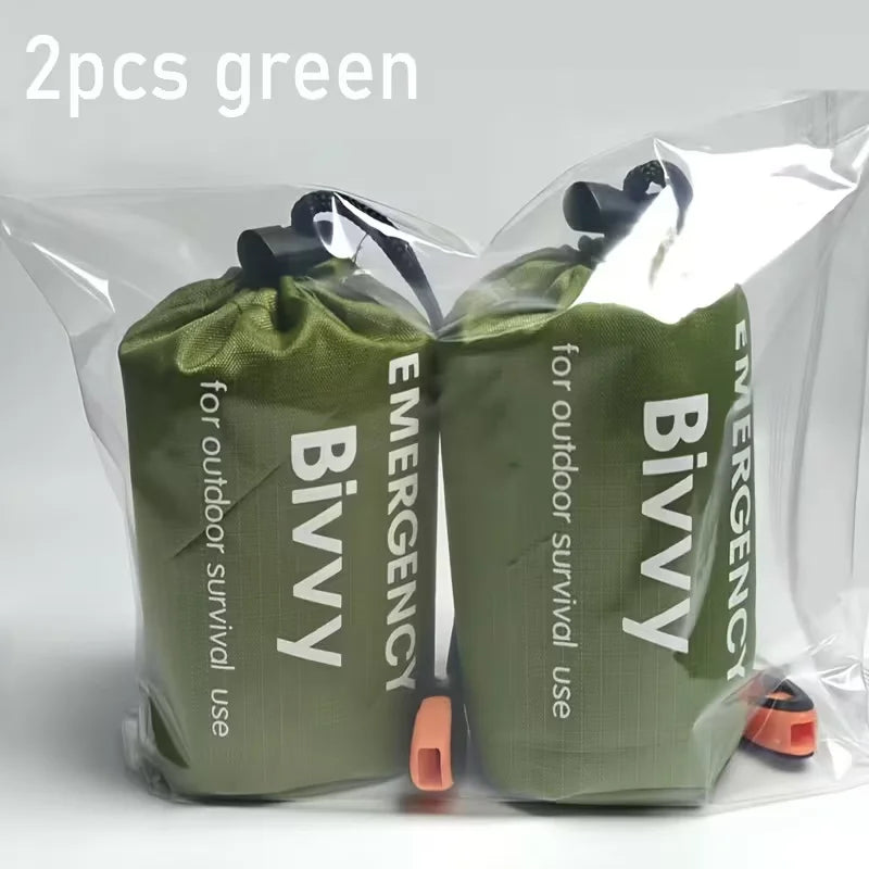 2 emergency sleeping bags, suitable for camping, hiking, outdoor activities, PE material, temperature rating below 0 ° F