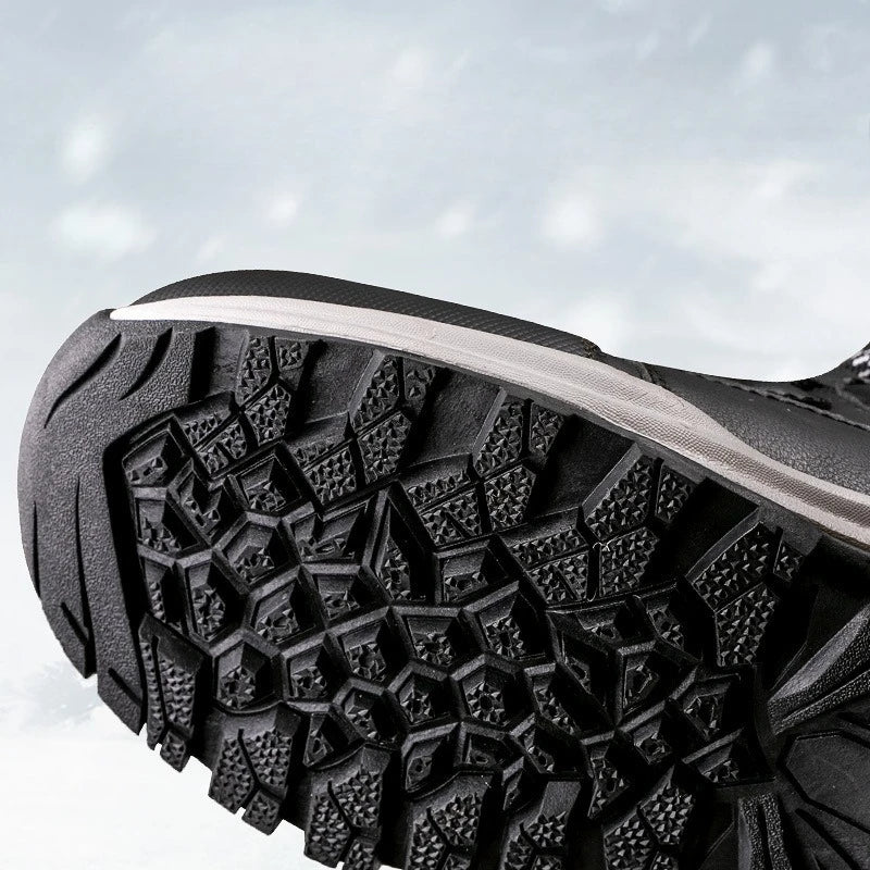 Men Snow Boots Winter Fashion Outdoor Mens Shoes High-top Hiking Ankle Boots Men Waterproof Fishing Boots Snow Plush Male Shoes