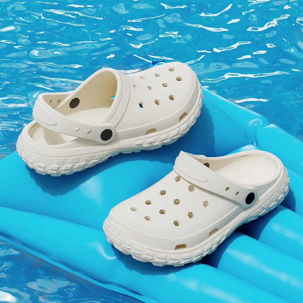 Women and Men's Hole Shoes Summer Non-Slip Outdoor Sandals Closed Toe Soft Feeling Beach Slippers Thick Bottom Soft Bottom