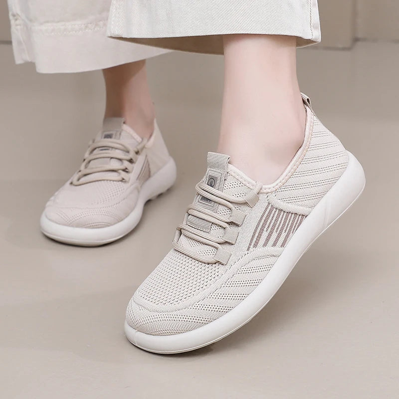 2025 new women's casual shoes soft sole breathable comfortable simple versatile anti-slip wear-resistant outdoor casual