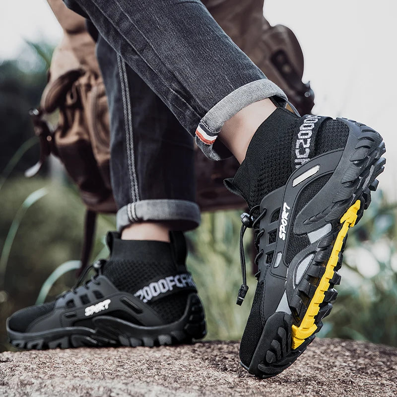 Hiking Shoes for Man Outdoor Comfortable Breathable Mesh High Top Boots Mountaineering Woman Quick Drying Travel Sneaker