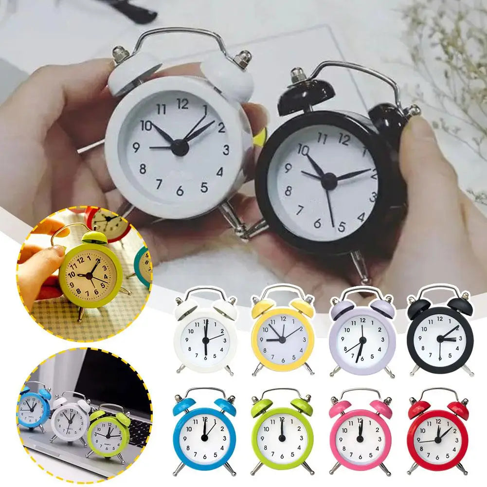 Retro Loud Alarm Clock Double Bell Mechanical Key Wound Silent Decor Clocks Home Bedside Pointer Night Light Clock Clock Al L8S2
