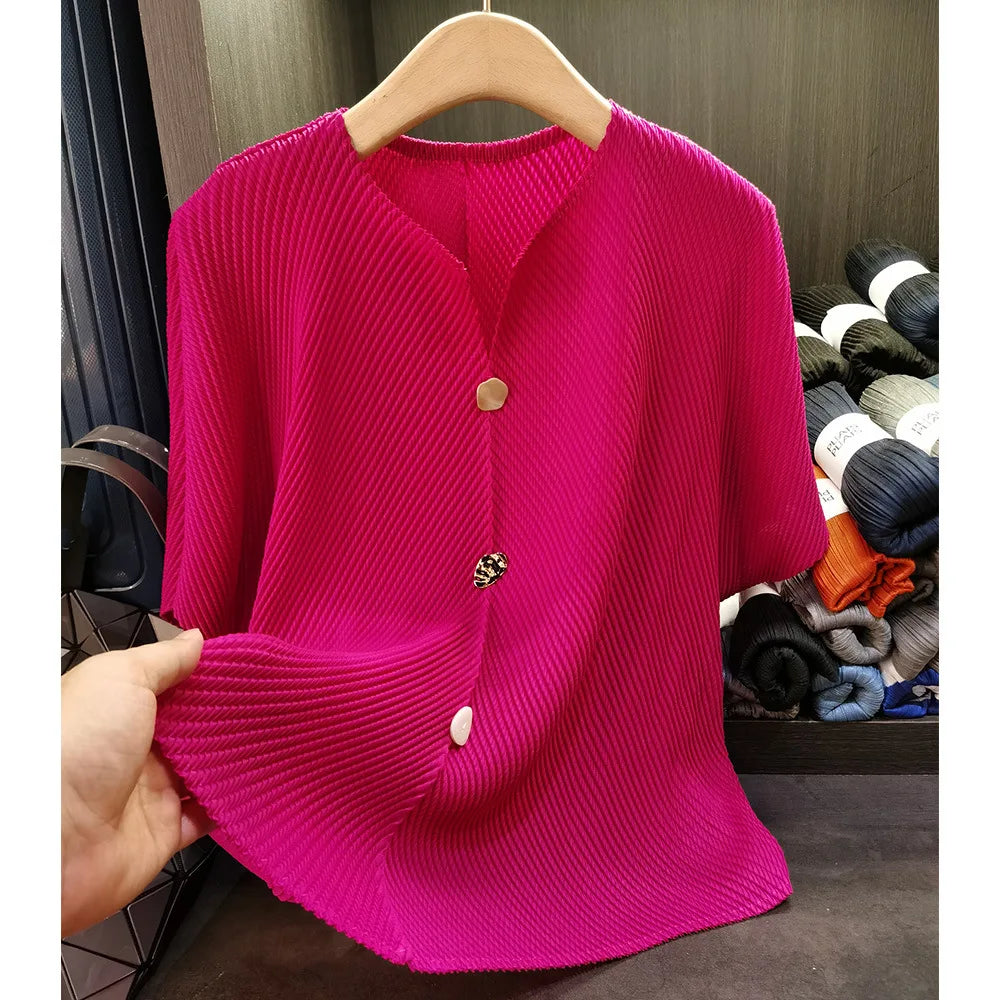 Miyake Button Decorative Dragon Scale Pleated Blouse Wild Loose Thin Short-sleeved T-shirt Female Summer New Large Size Clothes