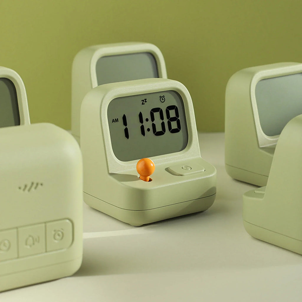 Alarm Clocks Snooze Digital Clock Novelty Silent Table Clock Cartoon Shaped Alarm Clocks Silent Non Ticking for Kids Desk Clock