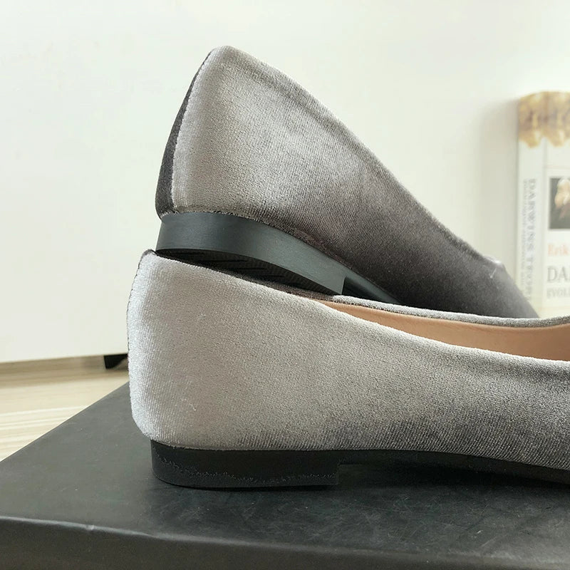 Shoes for Women Designer Shoes Wedding Shoes for Women Bride 2025 New Lady Pumps Slip on Simple Style Velvet Elegant