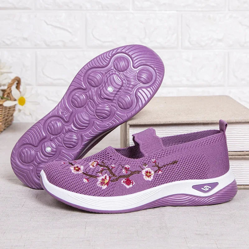 Women's Shoes 2025 Summer Casual Sneakers Breathable Embroidered Chunky Sole Affordable