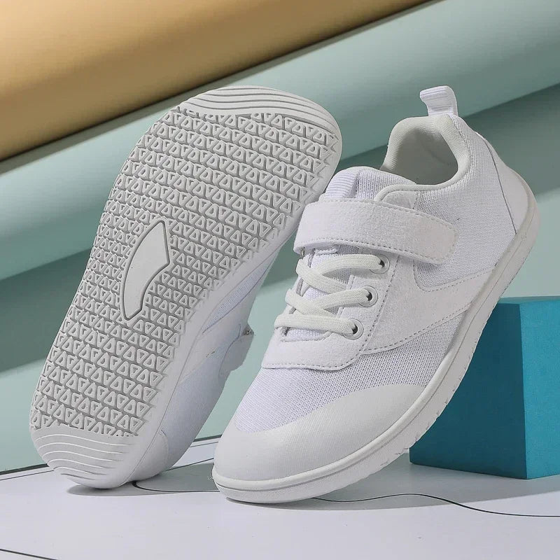 Kids Wide Barefoot Shoes Boys Girls Minimalist Sneakers Lightweight Non Slip Natural Children Walking Shoes Skate Flat