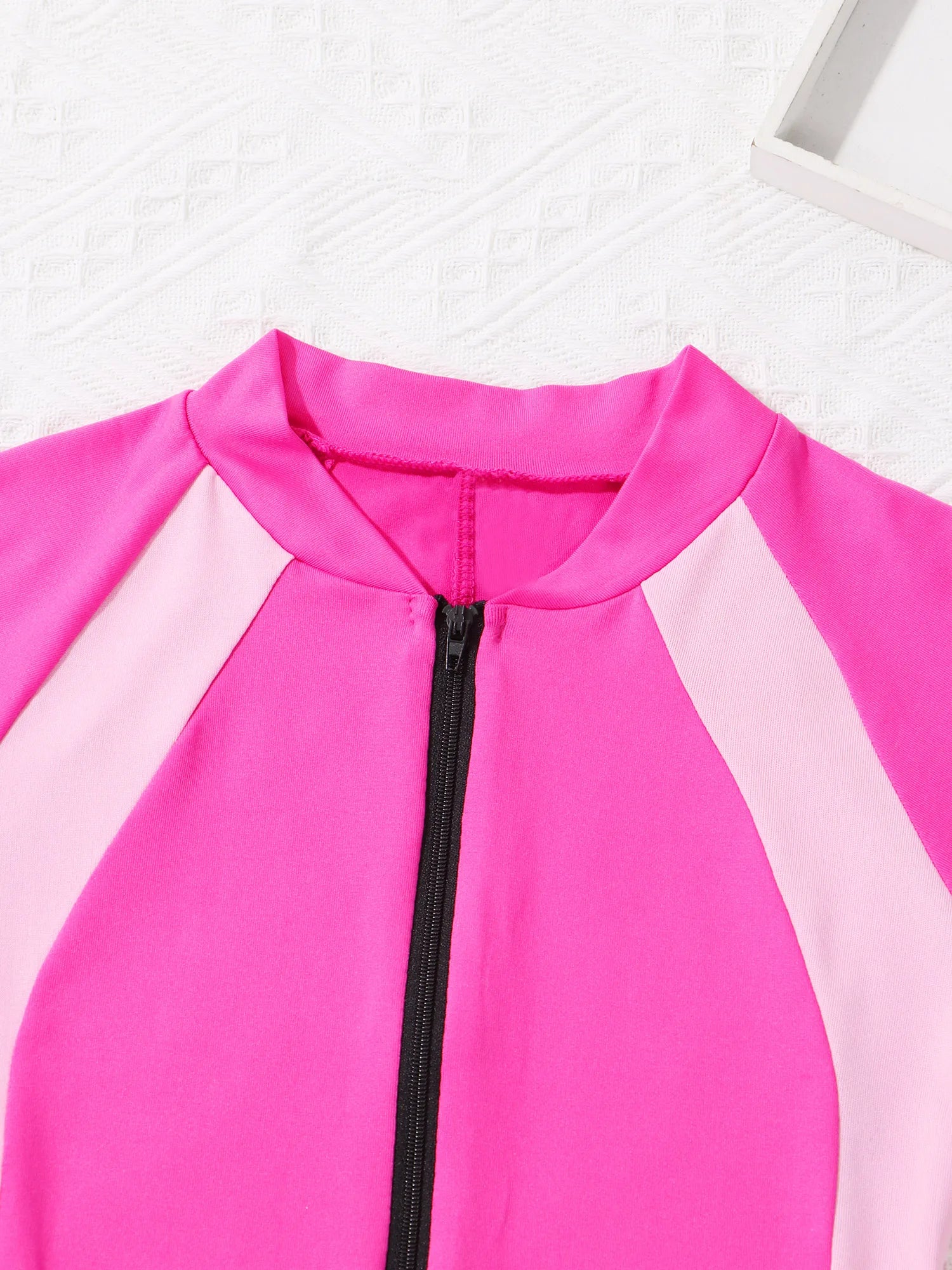Kids Girls Boys Rash Guard One-piece Swimsuit Short Sleeves Zippered Shorty Wetsuit Swimwear Pool Beach Surfing Bathing Suit