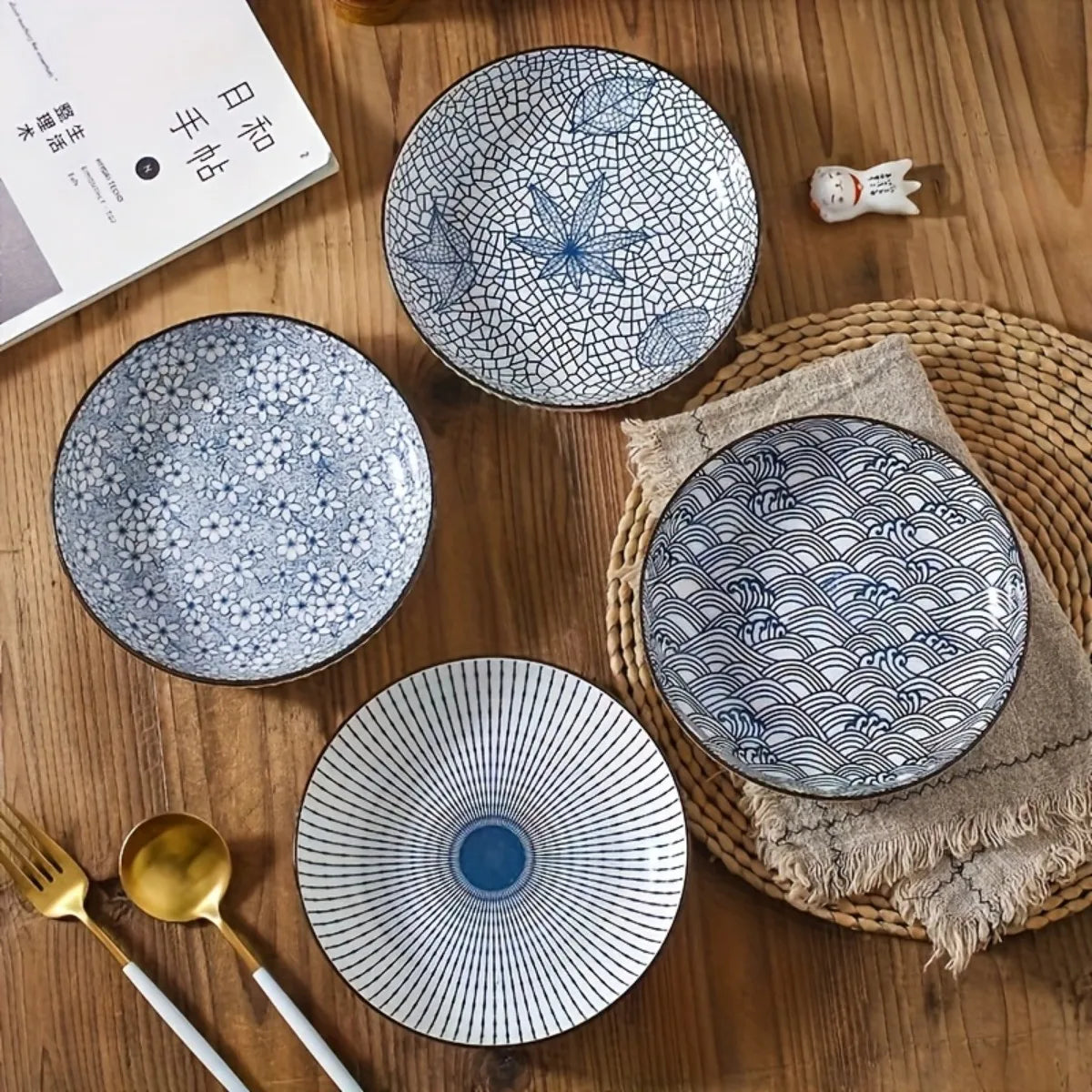 Set of 4 Ceramic Round Plates Bowls, Retro Design Serveware for Salad Dessert, Suitable for Halloween Thanksgiving Holiday Meals