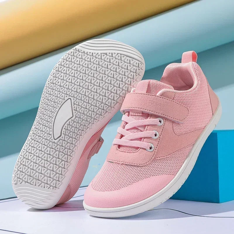 Kids Wide Barefoot Shoes Boys Girls Minimalist Sneakers Lightweight Non Slip Natural Children Walking Shoes Skate Flat
