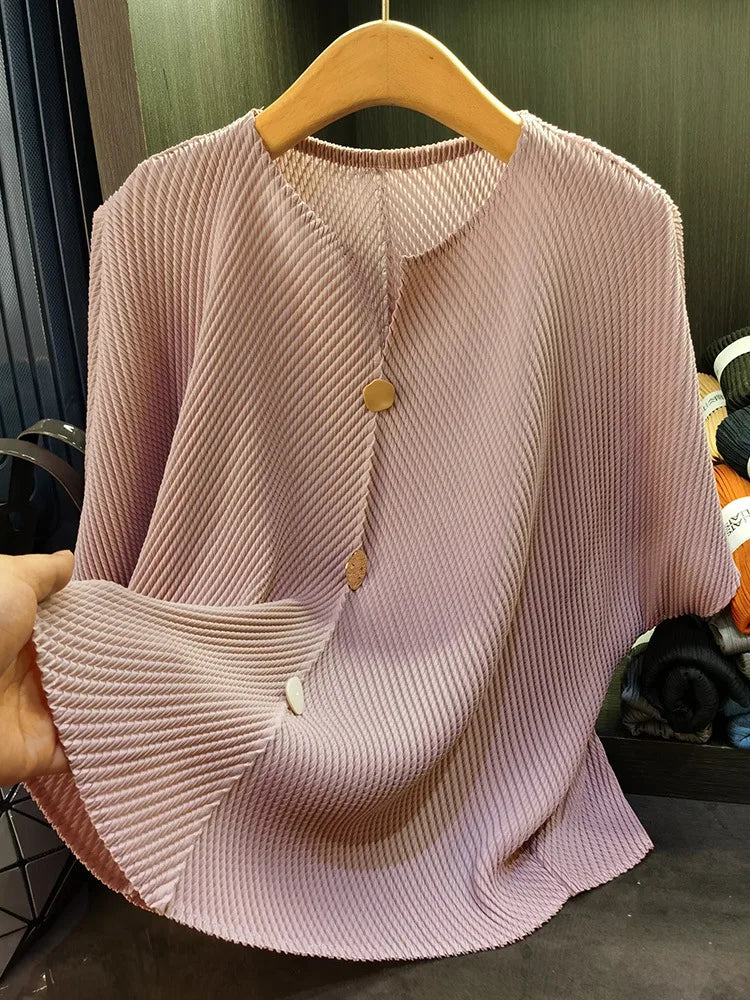 Miyake Button Decorative Dragon Scale Pleated Blouse Wild Loose Thin Short-sleeved T-shirt Female Summer New Large Size Clothes