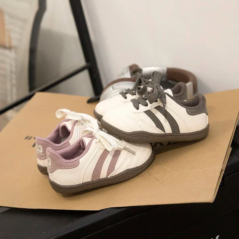 Kids Sports Shoes Toes Capped Anti-kicked Boys Girls Casual Shoes Striped Trendy 2025 New Fashion Children Running Shoe Non-slip