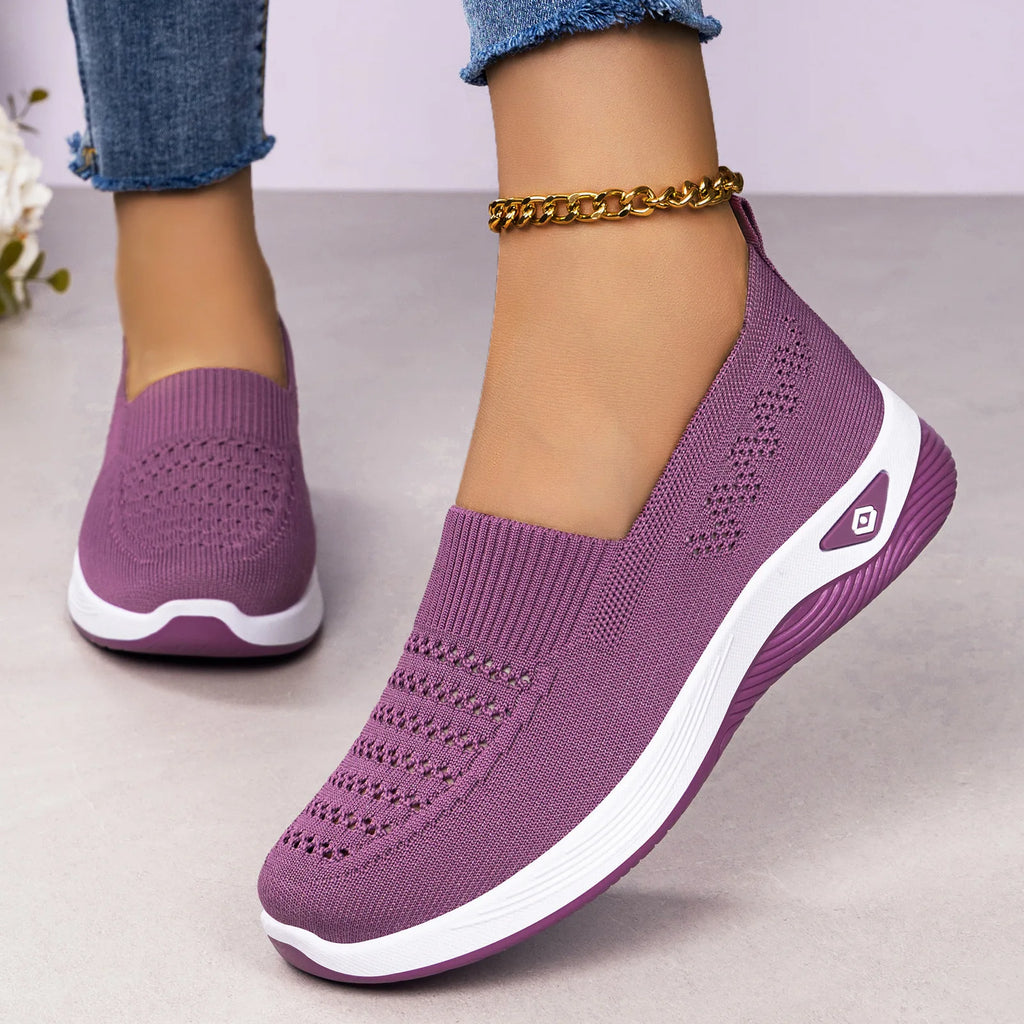 Comfortable Walking Shoes for Women Lightweight Soft Sole Casual Shoes Breathable Non Slip Elderly Mother Shoes Slip On Low Top