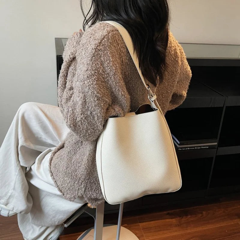Women's Hand Bags Crafted From Lightweight Leather Boasting Paris Style And Famous Vintage Tidy Look