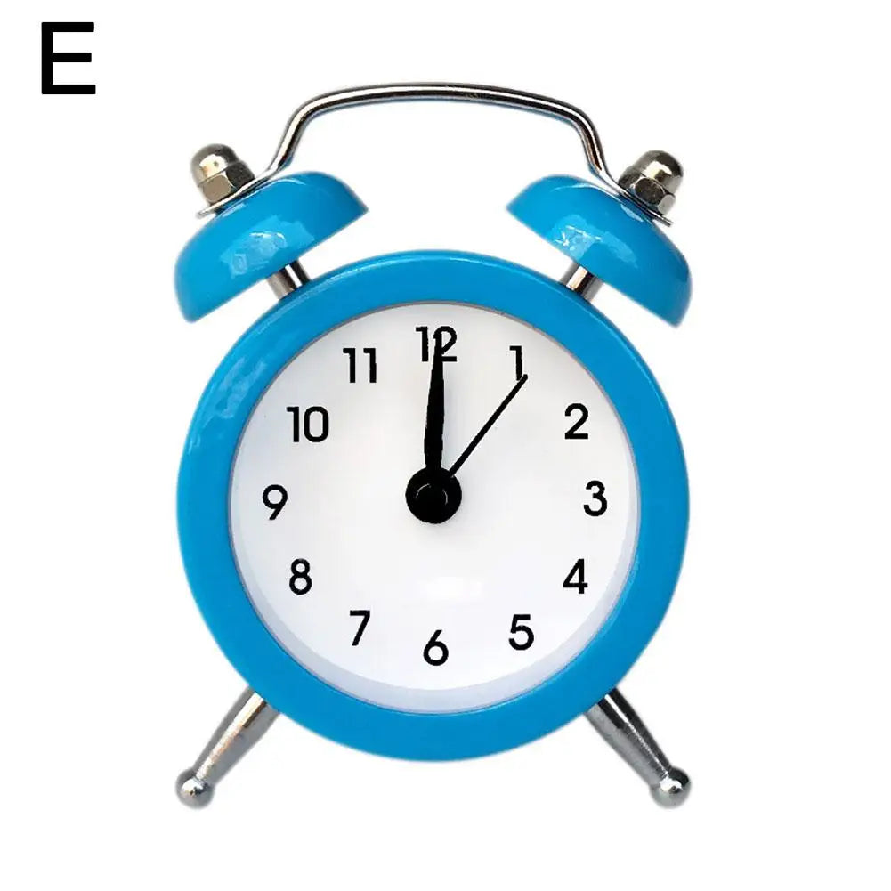 Retro Loud Alarm Clock Double Bell Mechanical Key Wound Silent Decor Clocks Home Bedside Pointer Night Light Clock Clock Al L8S2
