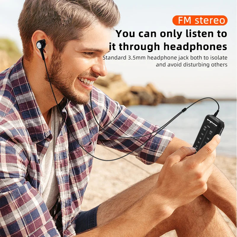 FM/AM portable mini radio, can listen to a variety of radio stations, 3.5 headphone jack, built-in speaker, loud sound, home ful