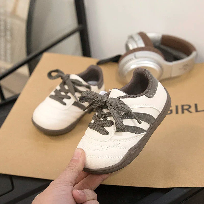 Kids Sports Shoes Toes Capped Anti-kicked Boys Girls Casual Shoes Striped Trendy 2025 New Fashion Children Running Shoe Non-slip