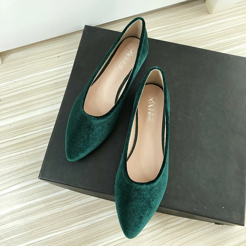 Women's Velvet Slip-On Elegant Wedding Pumps