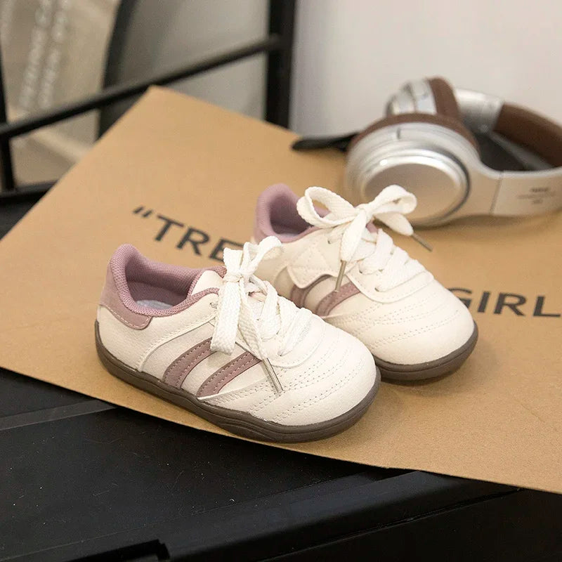 Kids Sports Shoes Toes Capped Anti-kicked Boys Girls Casual Shoes Striped Trendy 2025 New Fashion Children Running Shoe Non-slip