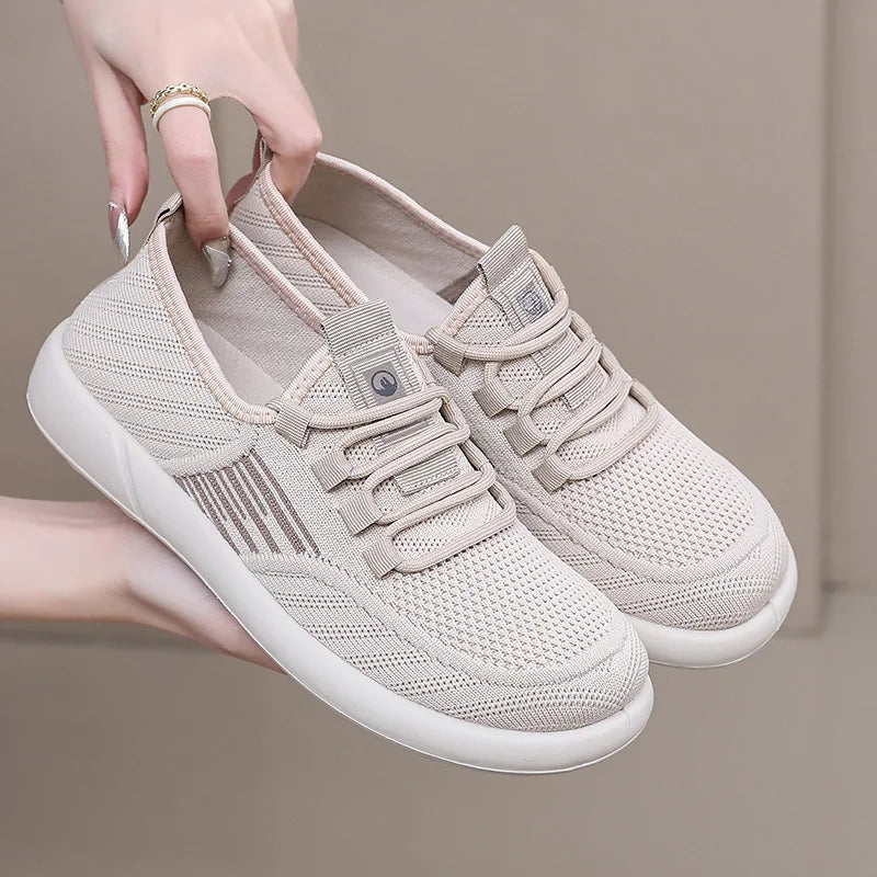 2025 new women's casual shoes soft sole breathable comfortable simple versatile anti-slip wear-resistant outdoor casual