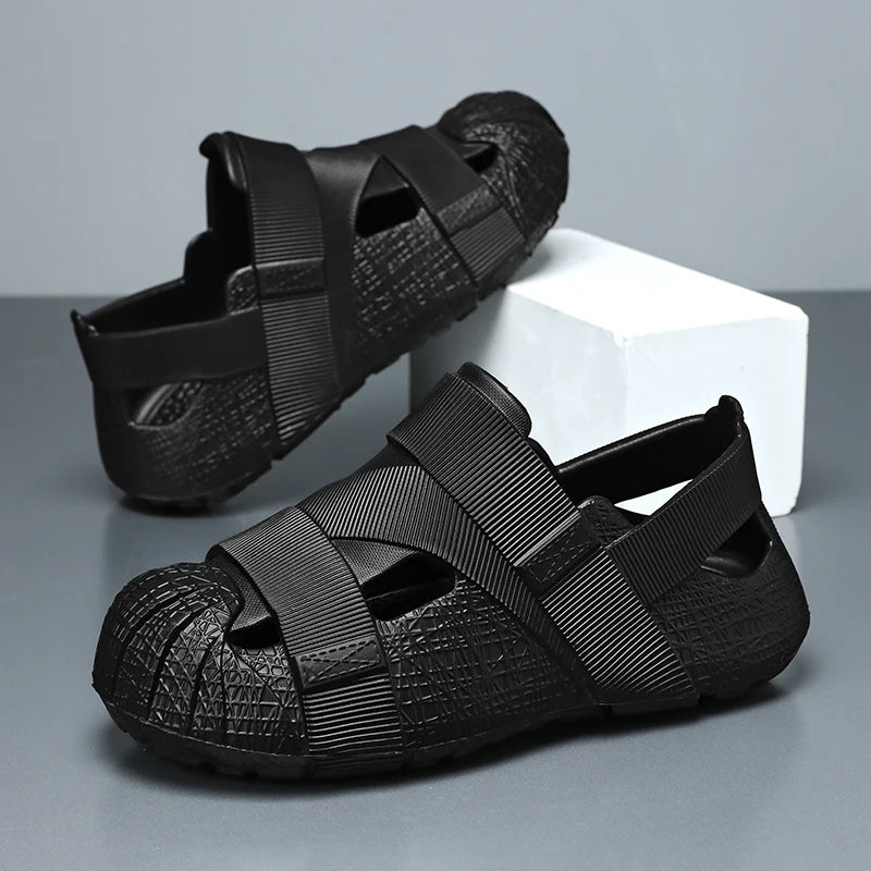 Summer Men's Outdoor Hollow Sandals Flat Bottom Non Slip Women's Garden Beach Breathable Soft Bottom Sneakers Large Sandals