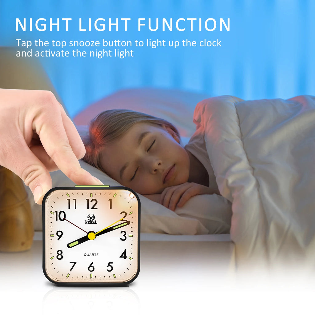 Silent Bedside Alarm Clock Retro Alarm Clock Classic Small Clock with Night Light Snooze Portable Desk Alarm for Childr Bedroom