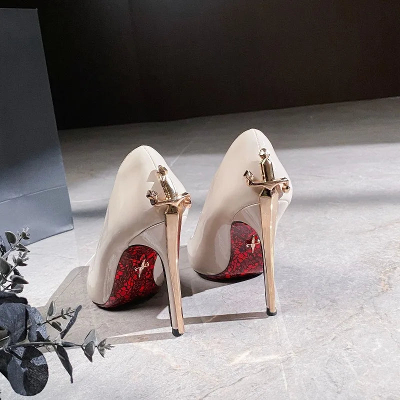 Womens Shoes Luxury Designer Shoes for Woman Exquisite Metal Decoration Pointed Tip High Heels Elegant French Casual Shoe Zapato