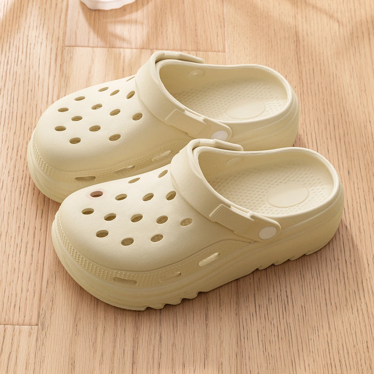 Unisex Closed Toe Non-Slip Beach Sandals