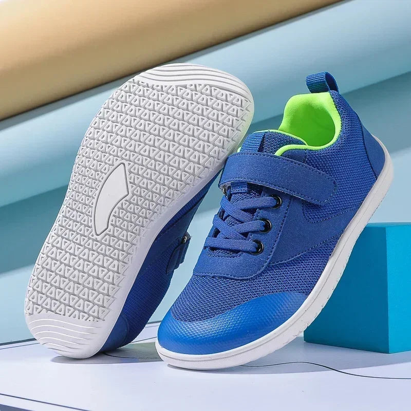 Kids Wide Barefoot Shoes Boys Girls Minimalist Sneakers Lightweight Non Slip Natural Children Walking Shoes Skate Flat