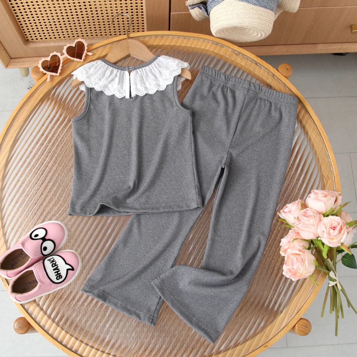 Kids Clothing Sets New  Summer Girls Casual Lace Doll Neck Sleeveless Vest + Flare Pants Girl Clothing Suits