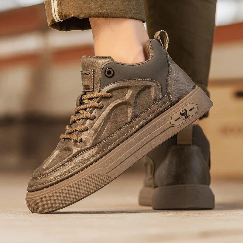 Men's Leather Boots Versatile High Top Casual Sports Shoes Trainer Outdoor Fashion Wear-resistant Running Shoes Motorcycle Boots