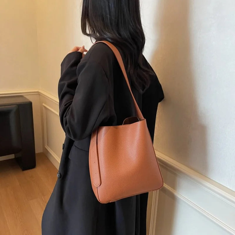 Women's Hand Bags Crafted From Lightweight Leather Boasting Paris Style And Famous Vintage Tidy Look
