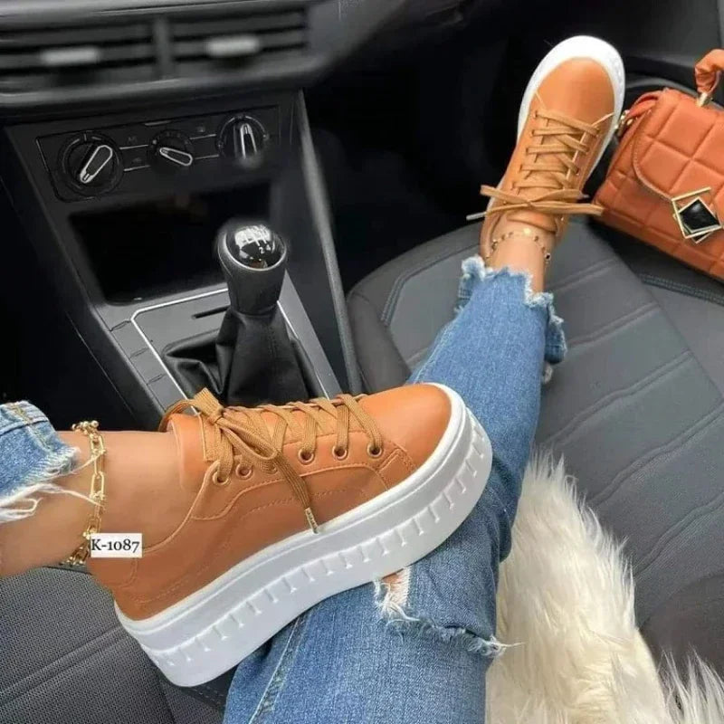 Women's Lightweight Platform Vulcanized Sneakers