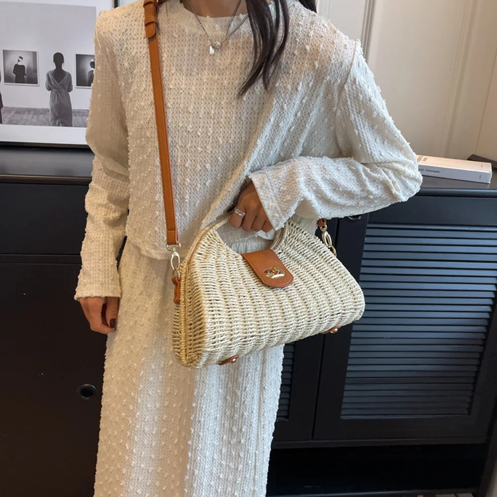 Women Crossbody Bags Handmade Summer Woven Shell Hand-Woven Bag Fashion Holiday Casual Simple Elegant Lady Beach Purse