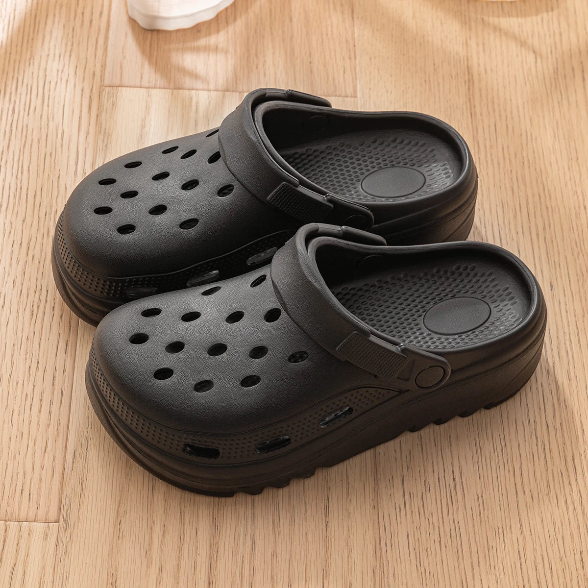 Unisex Closed Toe Non-Slip Beach Sandals